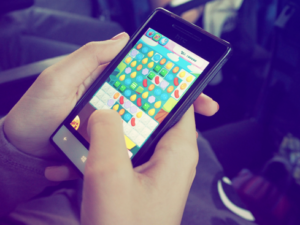 Why Mobile is Proving to be the Perfect Platform for Online Games and Gambling